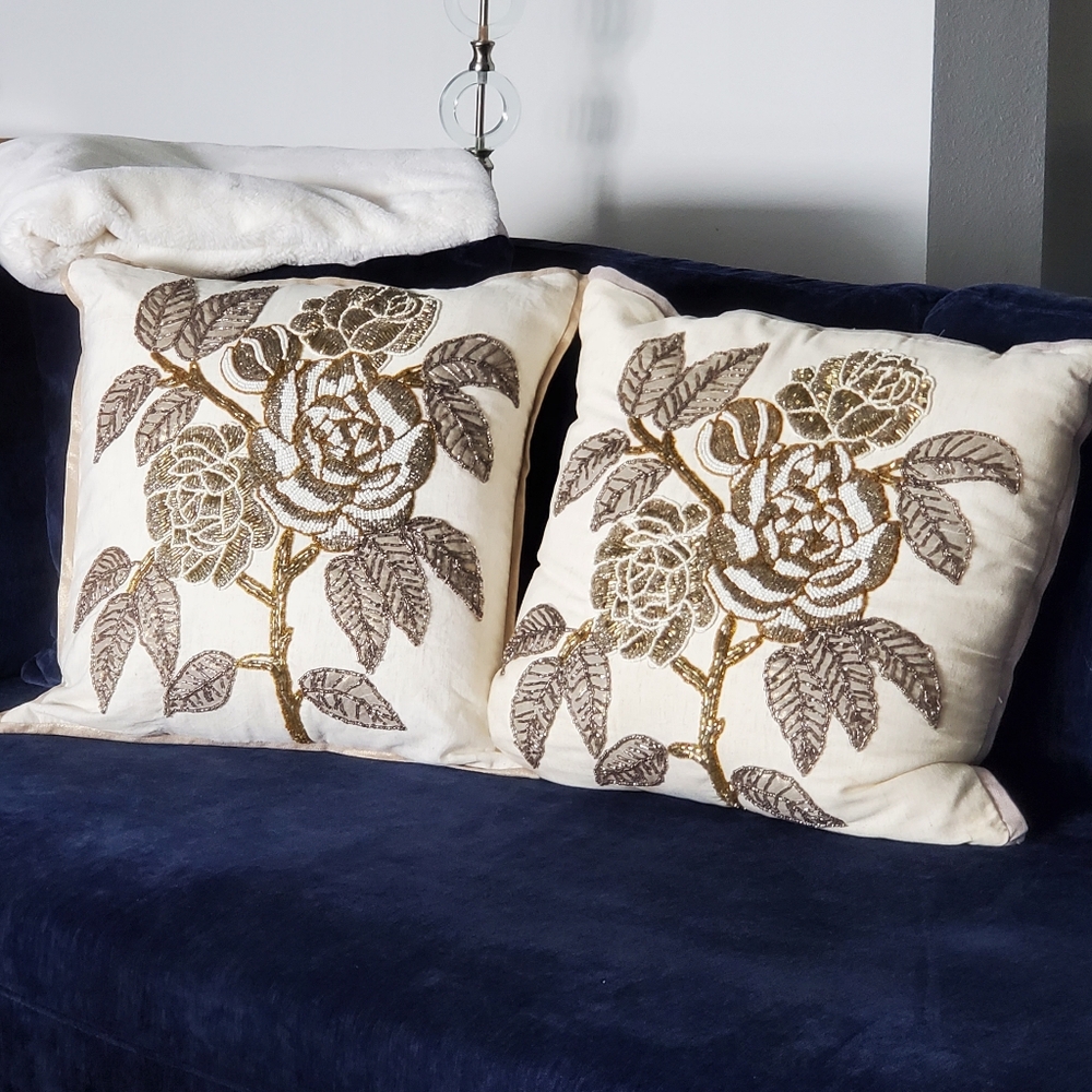 Pier 1 Imports Beaded Pillow Set of 2 Home Decor Everyday Spring Luxury